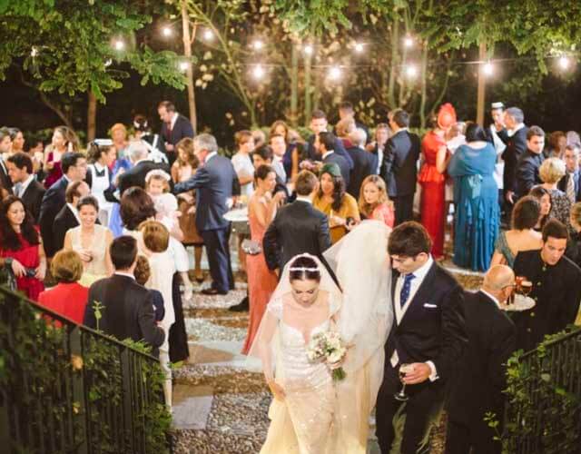 La luz de las fotografías en las boda es algo difícil de manejar pero de suma importancia para que quede todo perfecto